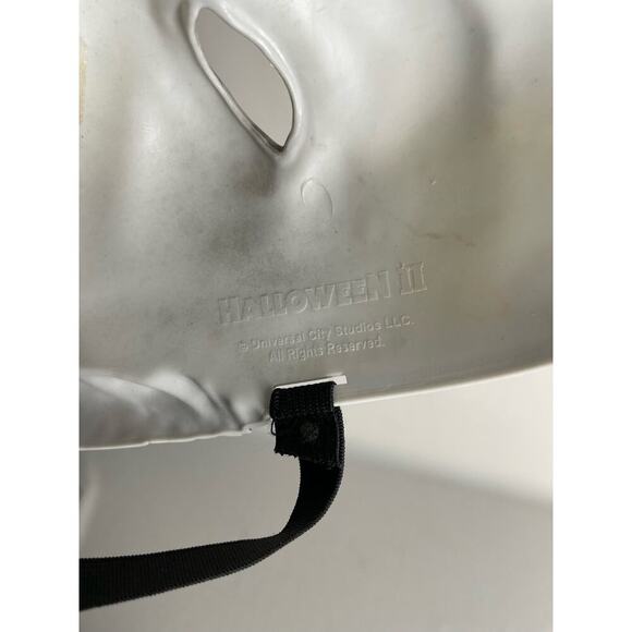 Halloween 2 Michael Myers Crying Blood Plastic Mask Elastic Strap Adult - Picture 4 of 6